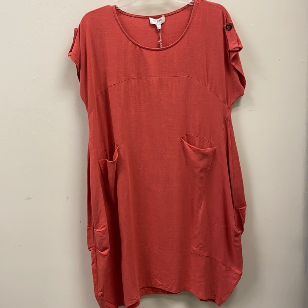 Dress with pockets